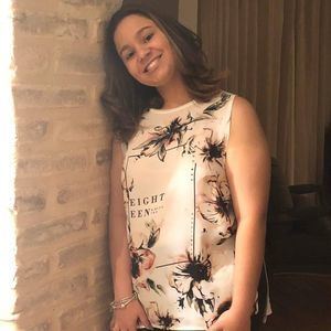 Meet your Posher, Elis